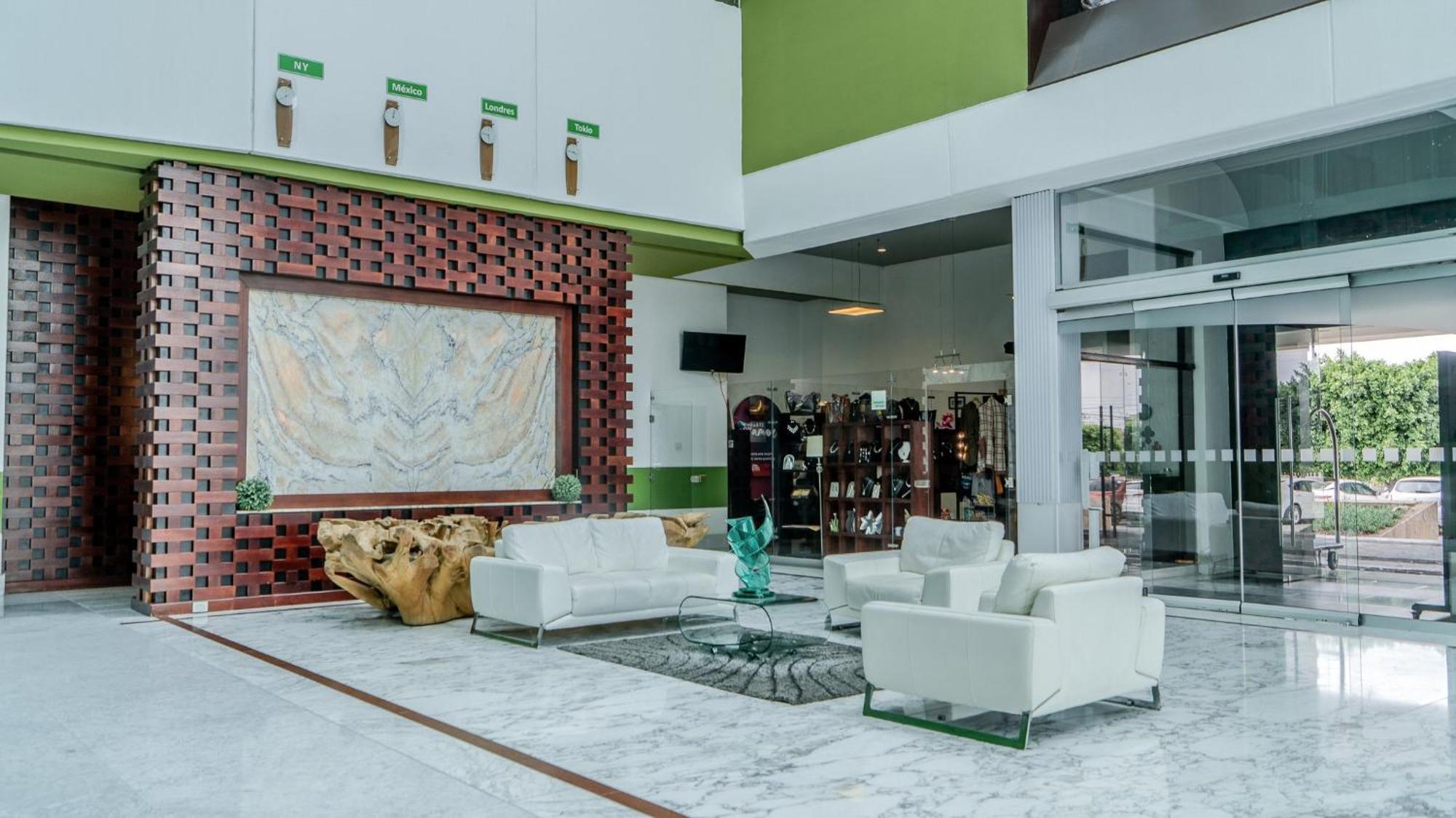 Holiday Inn Queretaro Zona Krystal By Ihg El Salitre Exterior foto
