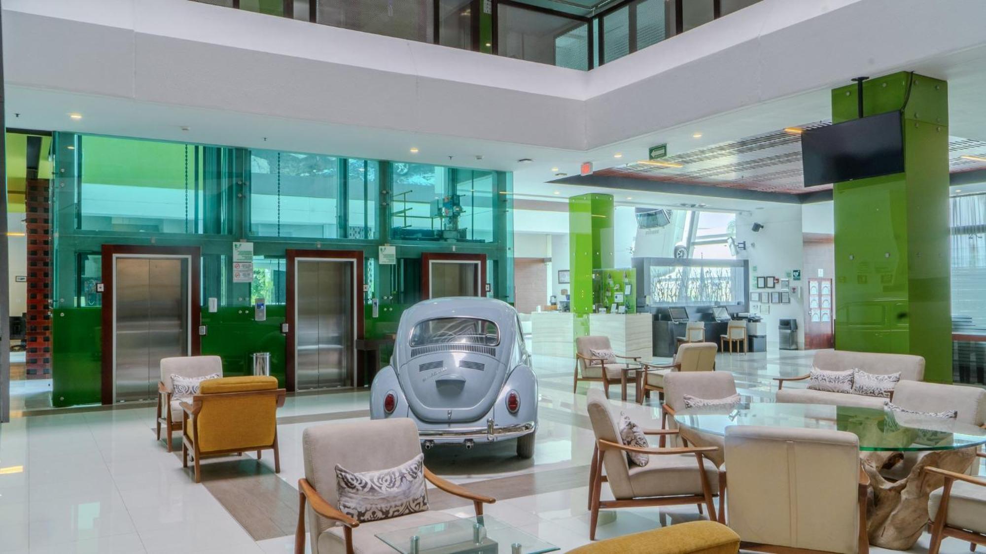 Holiday Inn Queretaro Zona Krystal By Ihg El Salitre Exterior foto